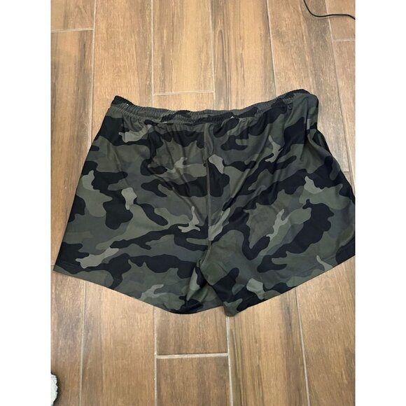 Camo women's soft shorts size xl - Picture 3 of 3